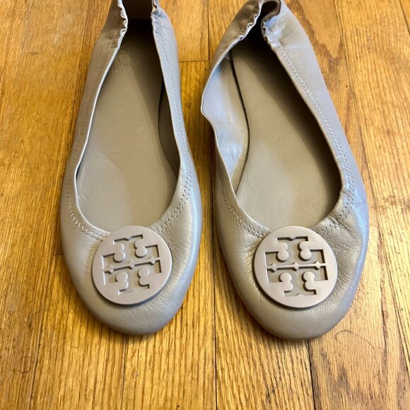 Tory Burch Travel Minnie Ballet Flat 9 French Grey - Picture 5 of 13